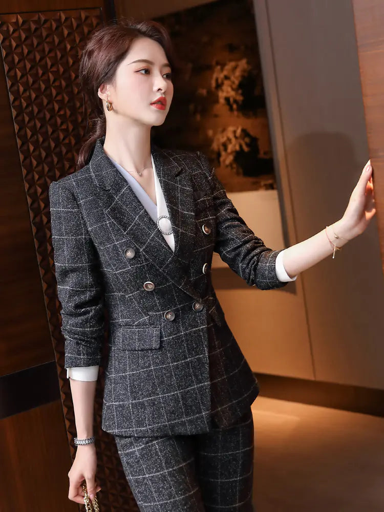 Plaid Formal Suit for Women's Office Attire